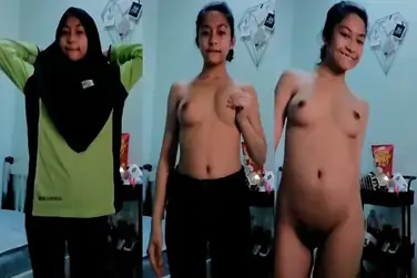 Bokep Jilbab SMP Bugil di Kamar